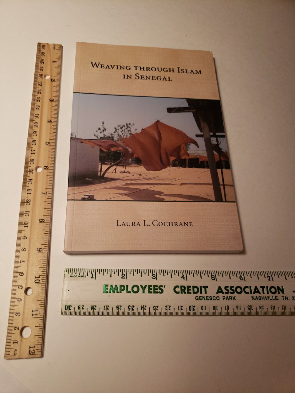 WEAVING THROUGH ISLAM IN SENEGAL CAROLINA ACADEMIC PRESS By Laura L. Cochrane PB