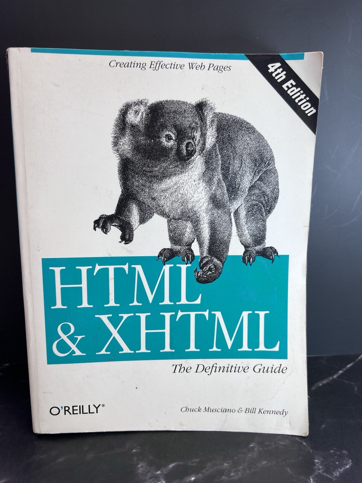 HTML: The Definitive Guide (Nutshell Handbooks) – Paperback – VERY GOOD