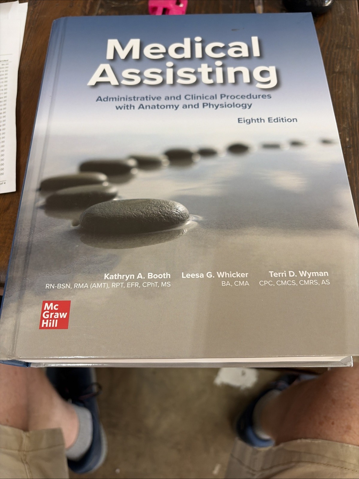 Medical Assisting: Administrative and Clinical Procedures 8e Hardback New