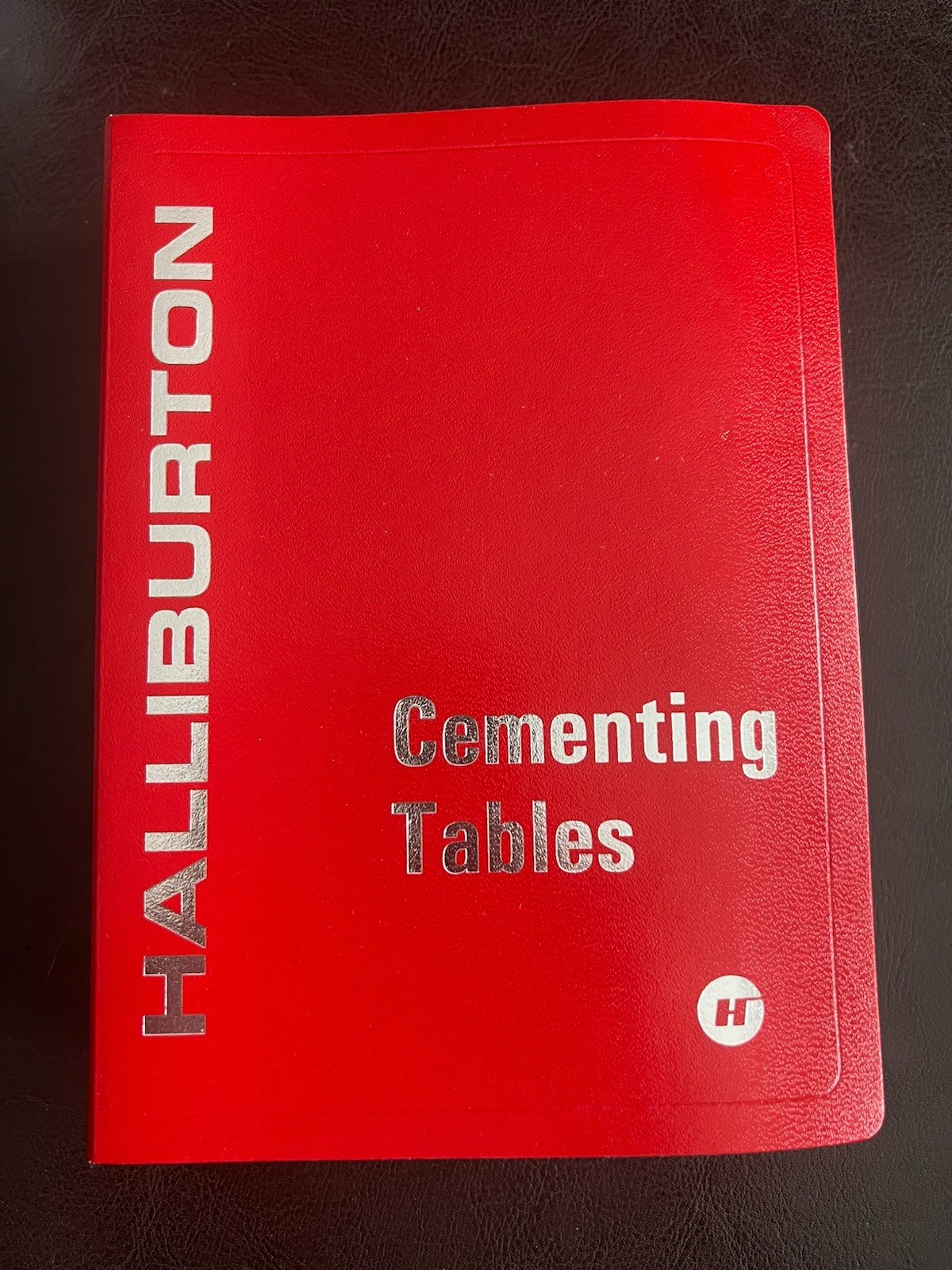Halliburton RedBook Cementing Tables Engineering 2004