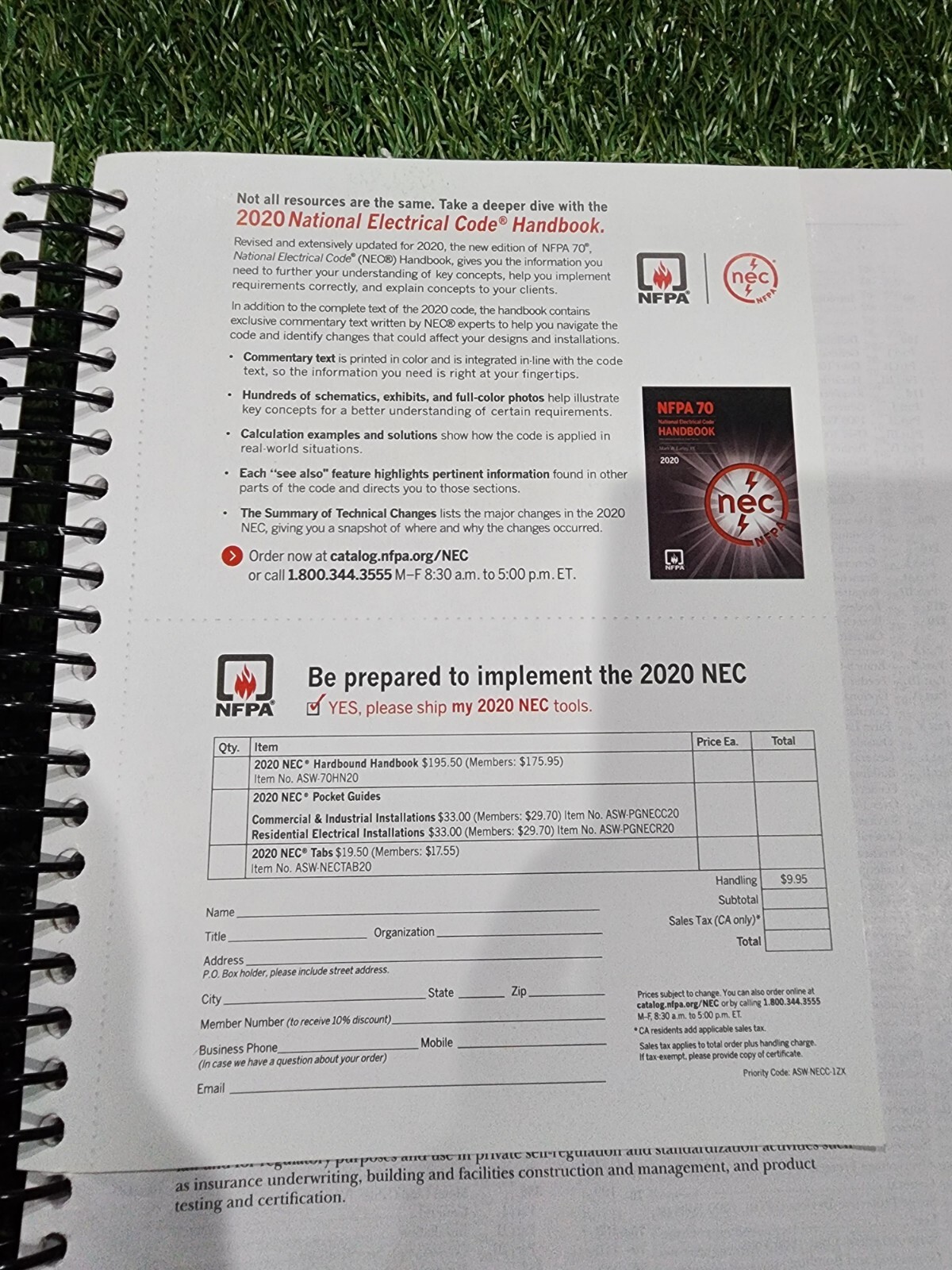 National Electrical Code 2020, Spiral Bound Version (National Fire Protec – GOOD