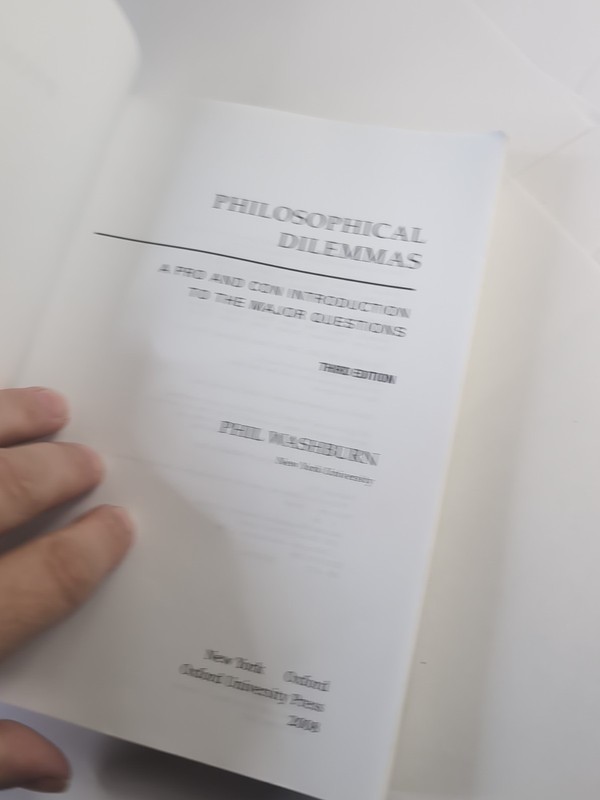 Philosophical Dilemmas: A Pro and Con Introduction to the Major Questions gallery