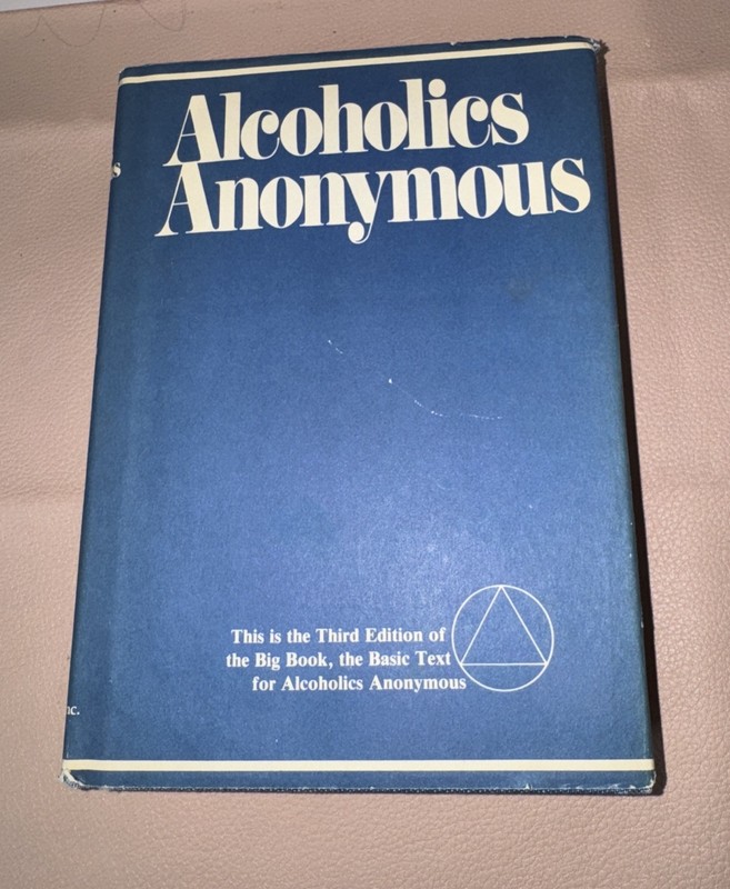 Vintage 1984 17th Printing Alcoholics Anonymous Third Edition Hardcover Book