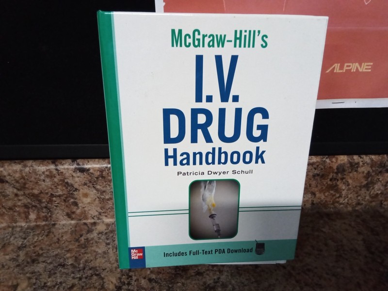 MCGRAW-HILL’S I.V. DRUG HANDBOOK By Patricia Schull