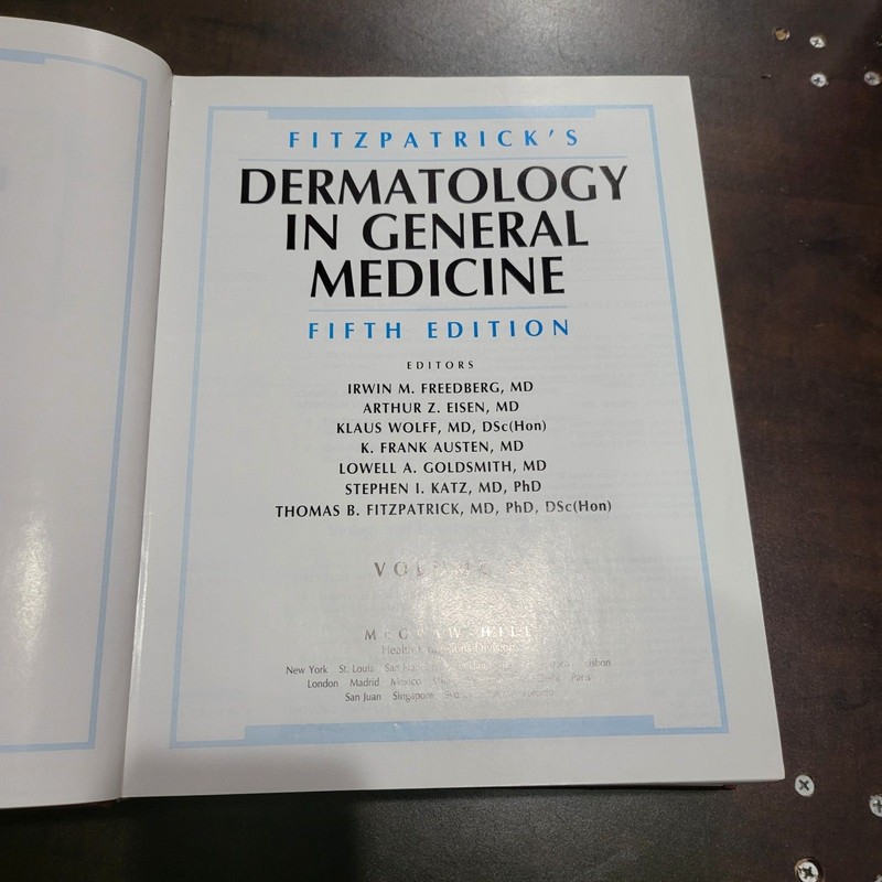 Fitzpatrick's Dermatology in General Medicine Vol II 5th Ed Hardcover gallery