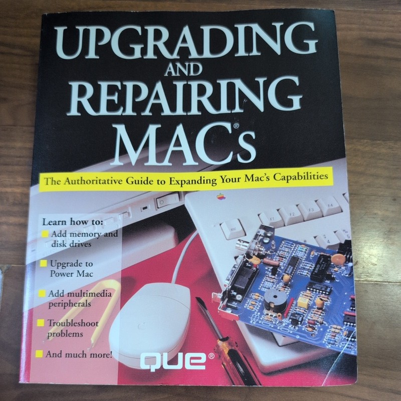 Upgrading and Repairing Macs Hardcover T. Pataccia