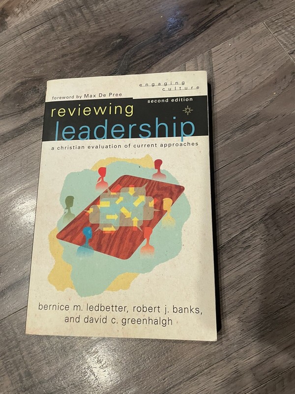 Engaging Culture Ser.: Reviewing Leadership : A Christian Evaluation of Current