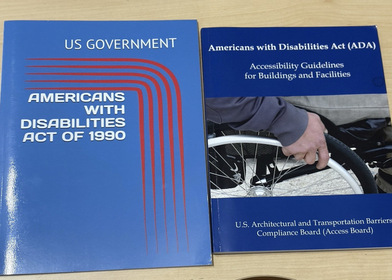 Americans w/ Disabilities ADA LAW & ACCESSIBILITY GUIDELINES Builders Contractor