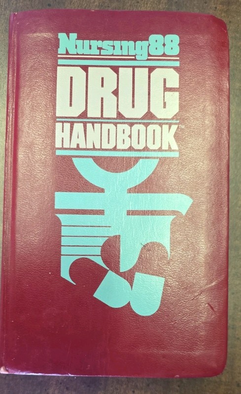 Nursing 1988 Drug Handbook [Paperback] Lippincott Williams & Wilkins