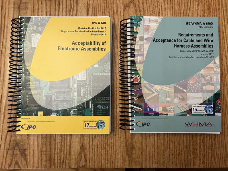 IPC-A-610 Revision G and IPC/WHMA-A-620D - Like New