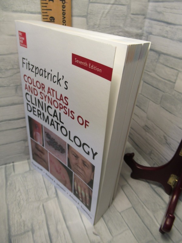 FITZPATRICK’S COLOR ATLAS AND SYNOPSIS OF CLINICAL DERMATOLOGY / 7th edition /