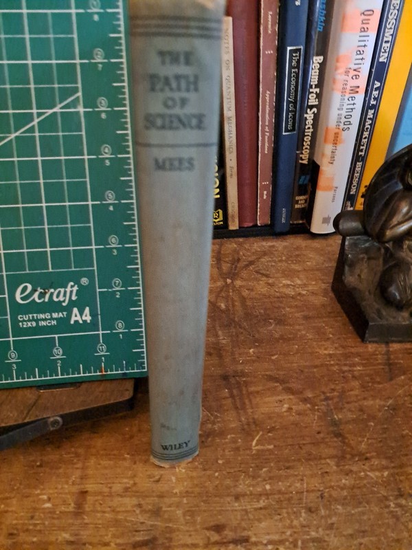 The path of science C.E.K. Mees 1947 HB free ship gallery