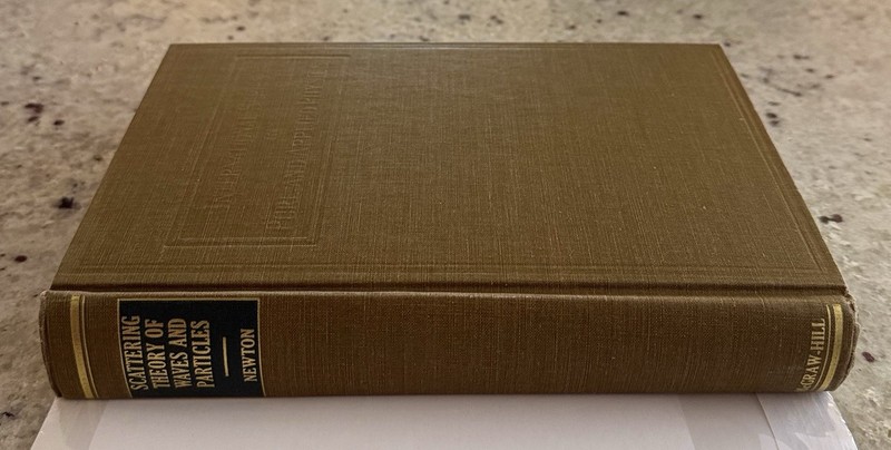 VTG 1966 Scattering Theory of Waves & Particles 1st by Newton HCDJVG gallery