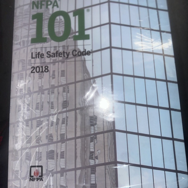 NFPA 101 Life Safety Code 2018 Paperback USA STOCK FREESHIPPING