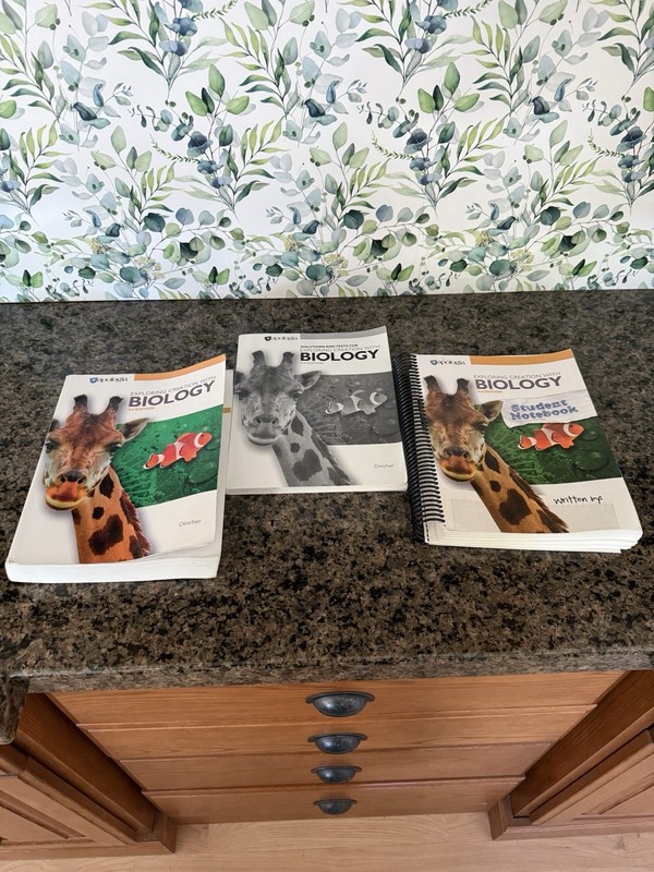 Apologia Biology 3rd Ed Text, Student, Solutions/test books. No Writing