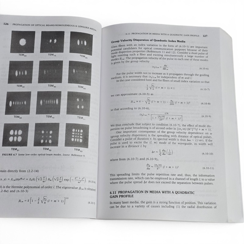 QUANTUM ELECTRONICS: Third Edition (1989) RARE Softcover by Amnon Yariv gallery
