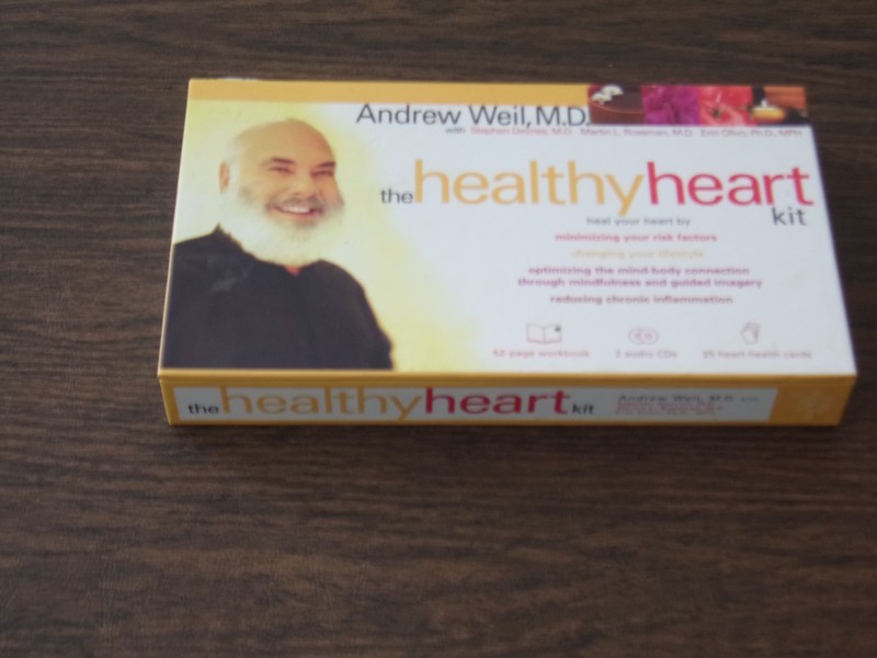 Healthy Heart Kit by Erin Olivo, Andrew Weil, Stephen Devries and Martin Rossman gallery