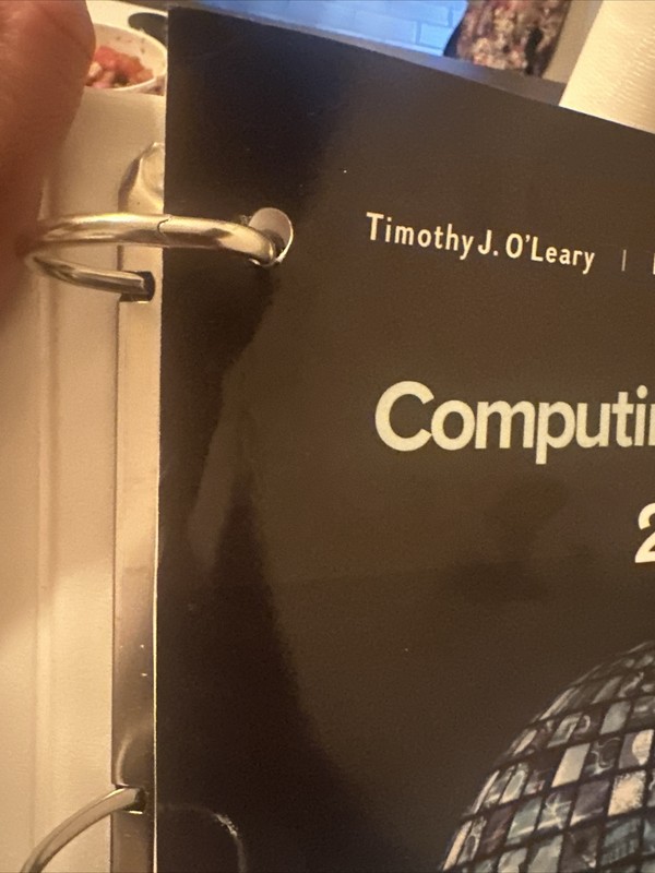 Loose Leaf for Computing Essentials 2021 Preowned 3 ring binder gallery