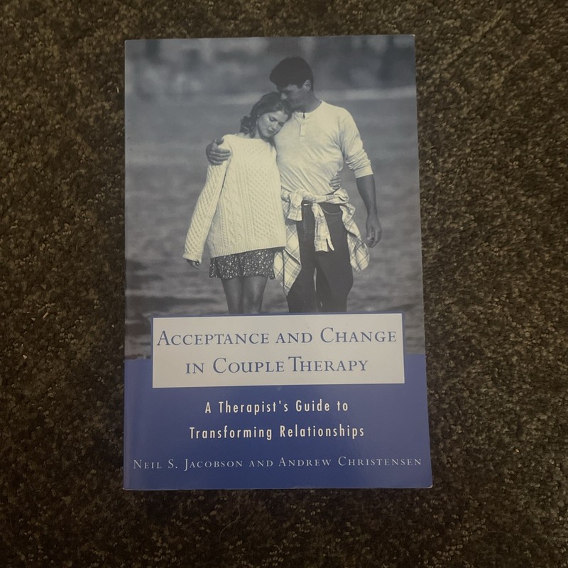 Acceptance and Change in Couple Therapy by Jacobsen and Christensen