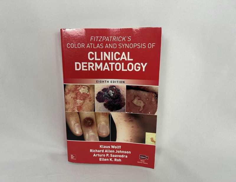 Fitzpatrick’s Color Atlas & Synopsis of Clinical Dermatology 8th Edition